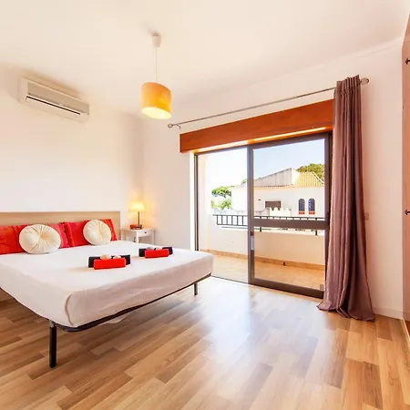 Bellegarde By Algarve Vacation 别墅