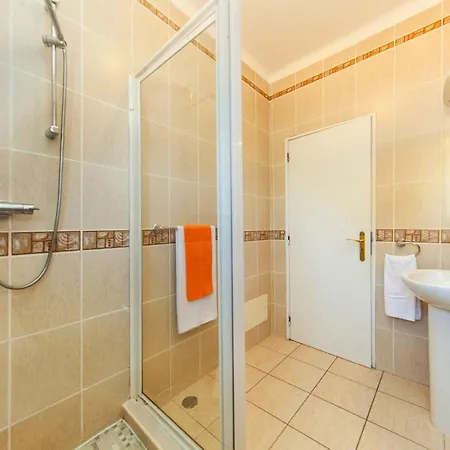 Villa Bellegarde By Algarve Vacation *