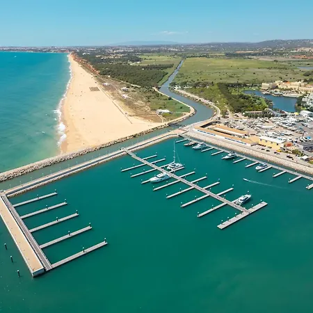 Bellegarde - Com Piscina Aquecivel E Bbq Em