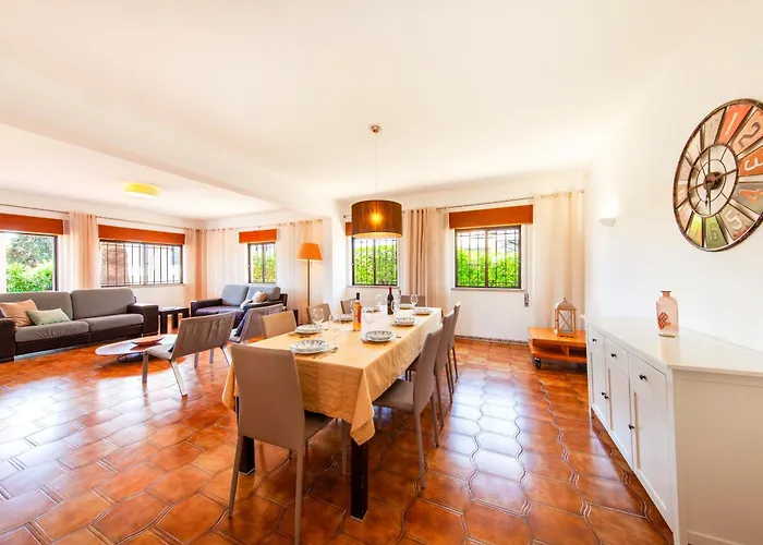 Bellegarde By Algarve Vacation