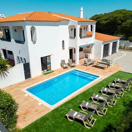 Bellegarde By Algarve Vacation Villa *